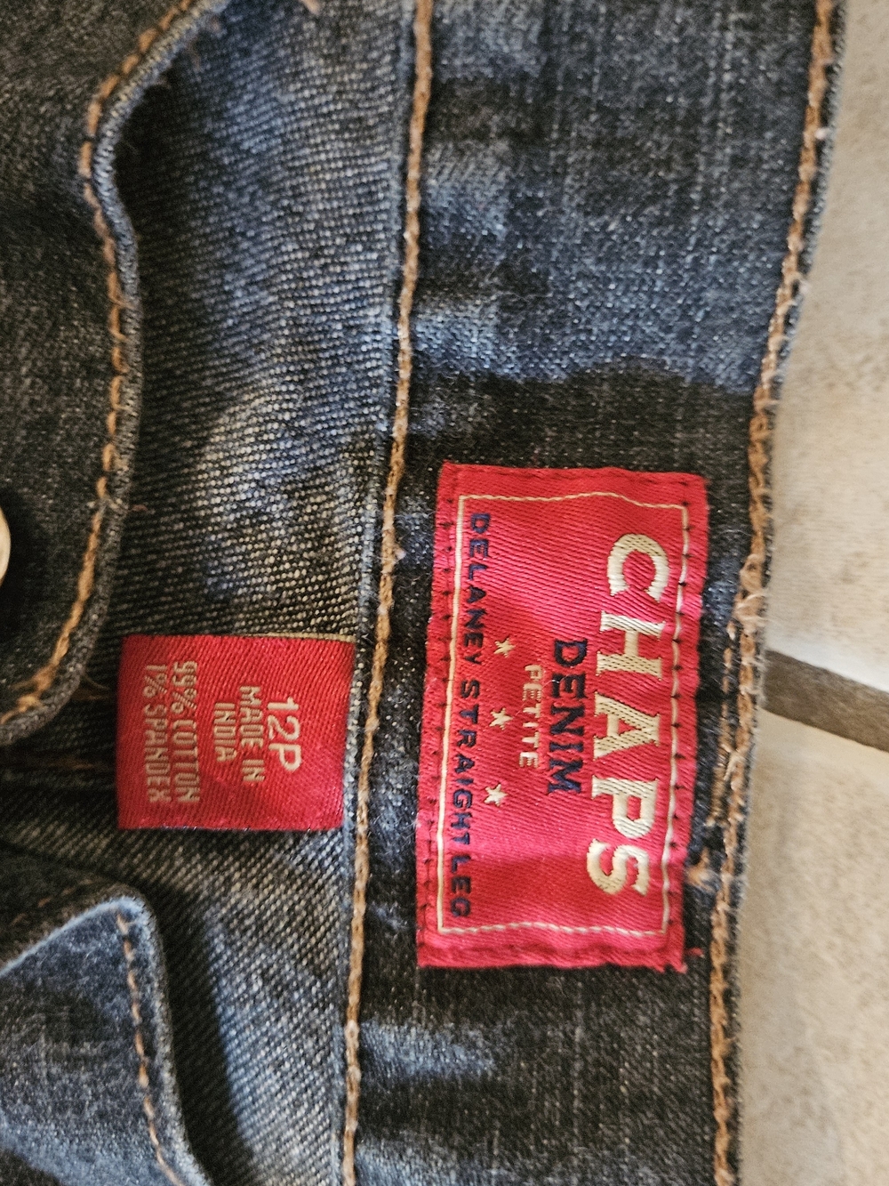 CHAPS Classic Dark Wash Straight-Leg Jeans - Picture 3 of 5